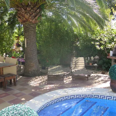 Villa Vitoria 25 *